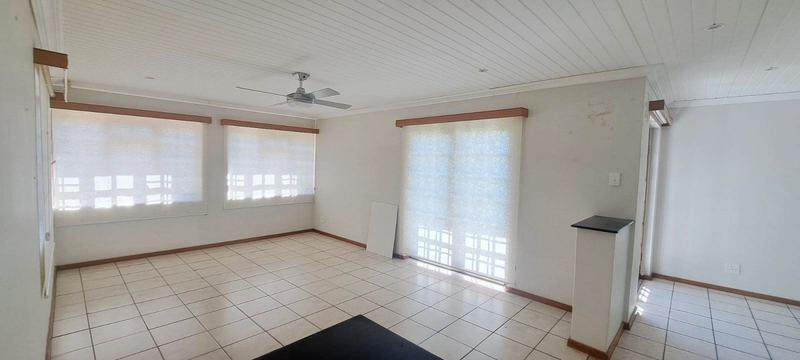 To Let 3 Bedroom Property for Rent in Heather Park Western Cape